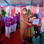 Acara Simbolis Bantuan Sosial